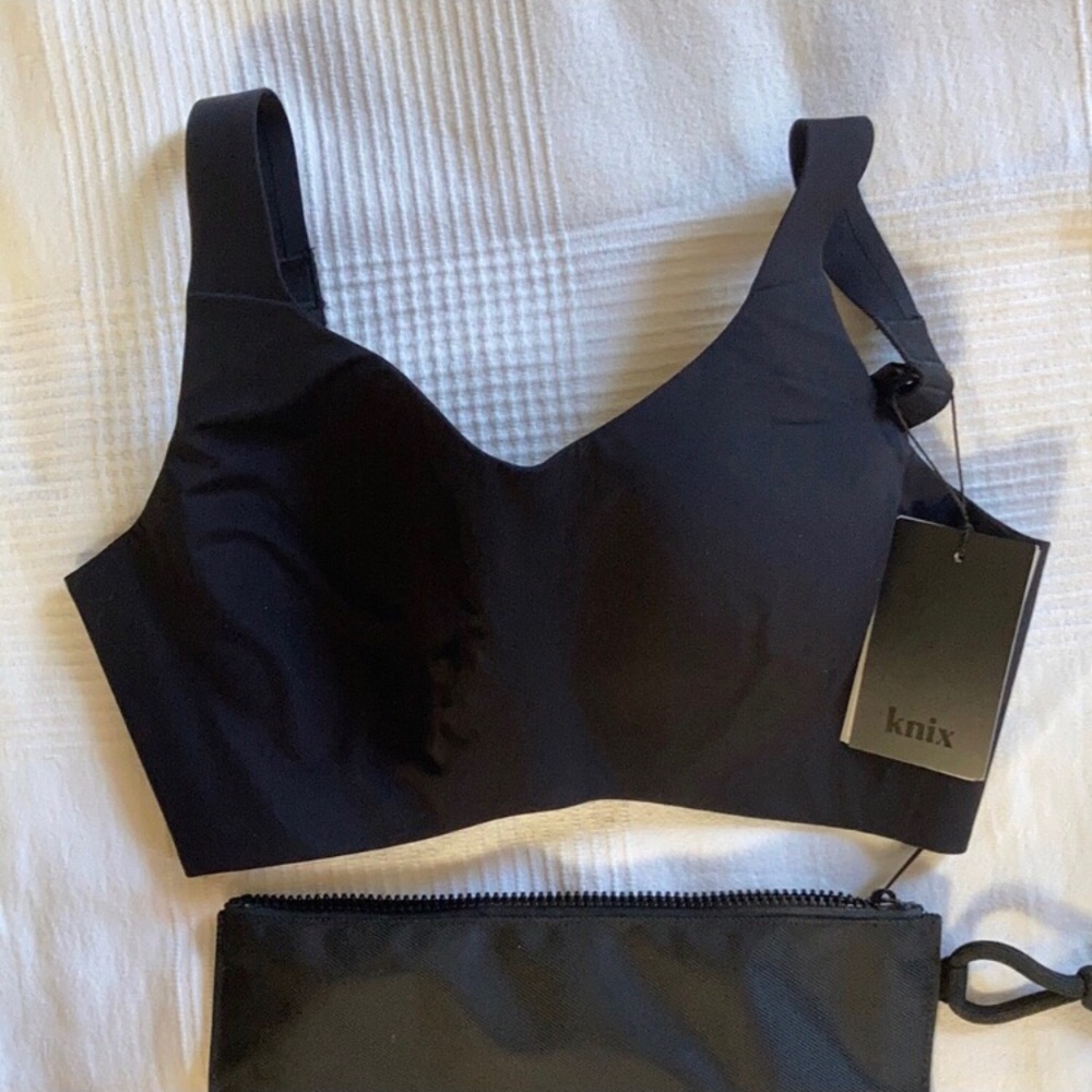 BNWT Knix Catalyst 1 blk